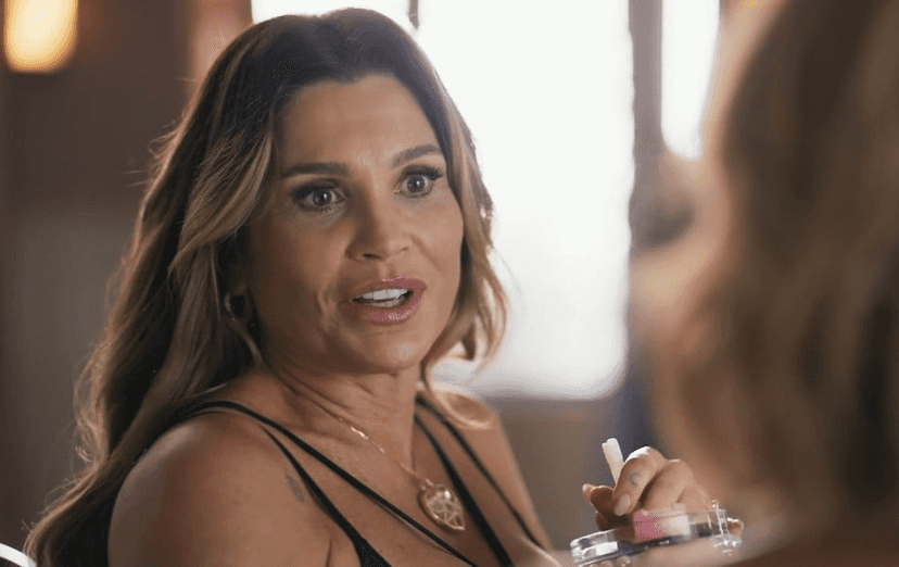 Fábia em Quem Ama Cuida (Foto: Reprodução / Globo) Fábia em Quem Ama Cuida (Foto: Reprodução / Globo)