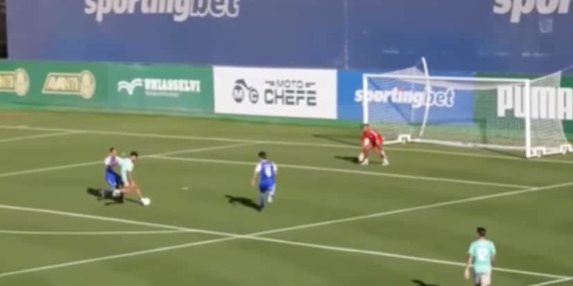 Heittor fez gol no jogo-treino do Palmeiras (Reprodução: Youtube) Heittor fez gol no jogo-treino do Palmeiras (Reprodução: Youtube)