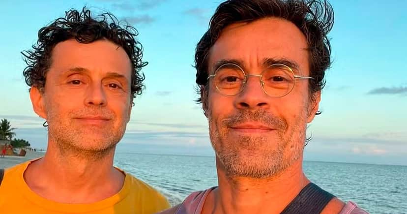 Galã Erom Cordeiro e Rodrigo Bolzan estão juntos desde 2016 (Foto: Reprodução) Galã Erom Cordeiro e Rodrigo Bolzan estão juntos desde 2016 (Foto: Reprodução)