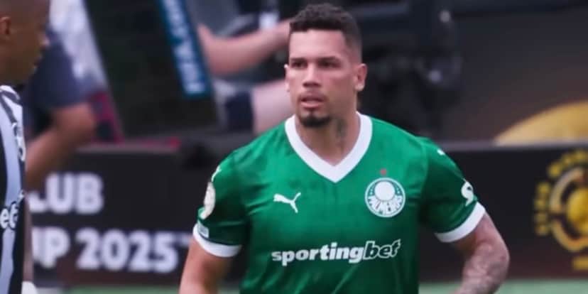Paulinho, cetroavante do Palmeiras, sofre nova lesão e volta a desfalcar o time de Abel Ferreira (Foto_ print YouTube GE TV ) Paulinho, cetroavante do Palmeiras, sofre nova lesão e volta a desfalcar o time de Abel Ferreira (Foto_ print YouTube GE TV )