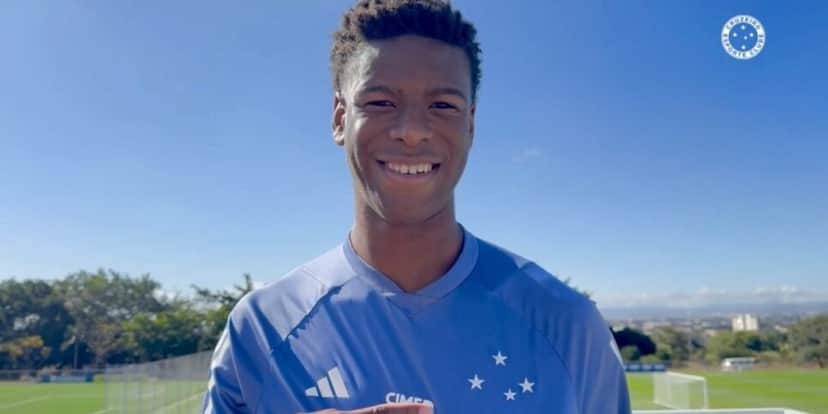 Zagueiro Jonathan Jesus, do Cruzeiro (Youtube Cruzeiro TV) Zagueiro Jonathan Jesus, do Cruzeiro (Youtube Cruzeiro TV)