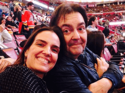 Esposa de Faustão compartilha detalhes sobre a recuperação do apresentador após transplantes