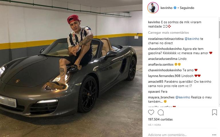 Kevinho ostentou o seu carro (Foto: Reprodução/Instagram)