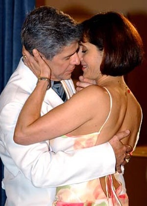 César e Helena em Mulheres Apaixonadas (Foto: Reprodução/Globo)