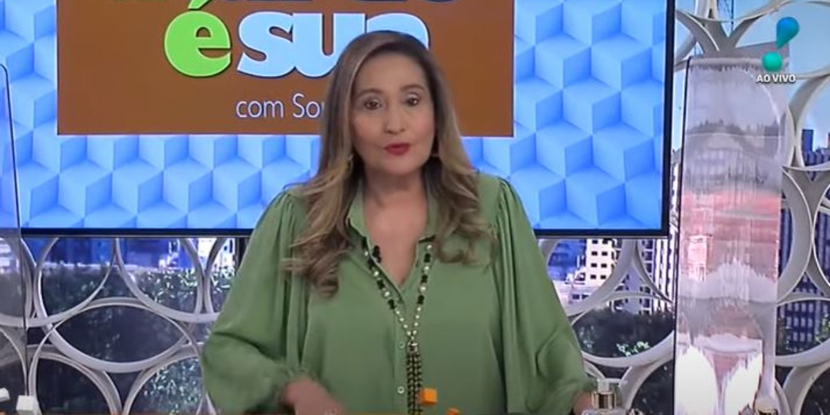 Sonia Abrão no "A Tarde é Sua" (Foto: Reprodução/RedeTV!)