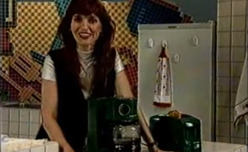 A Shoptime foi pioneira em televendas e teve sua primeira transmissão em 1995 (Foto Reprodução/Youtube)