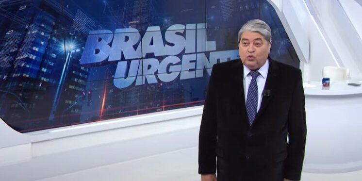 Dtaena é o apresentador do Brasil Urgente na Band (Foto: Reprodução/ Internet)