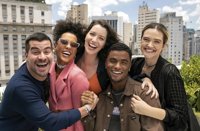 Protagonistas de Família é Tudo (Foto: Reprodução / Globo)